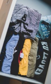 Paleta odzieży second hand